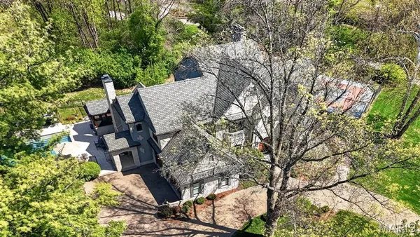 $3,500,000 | 10600 Country View Drive, Creve Coeur, MO 63141