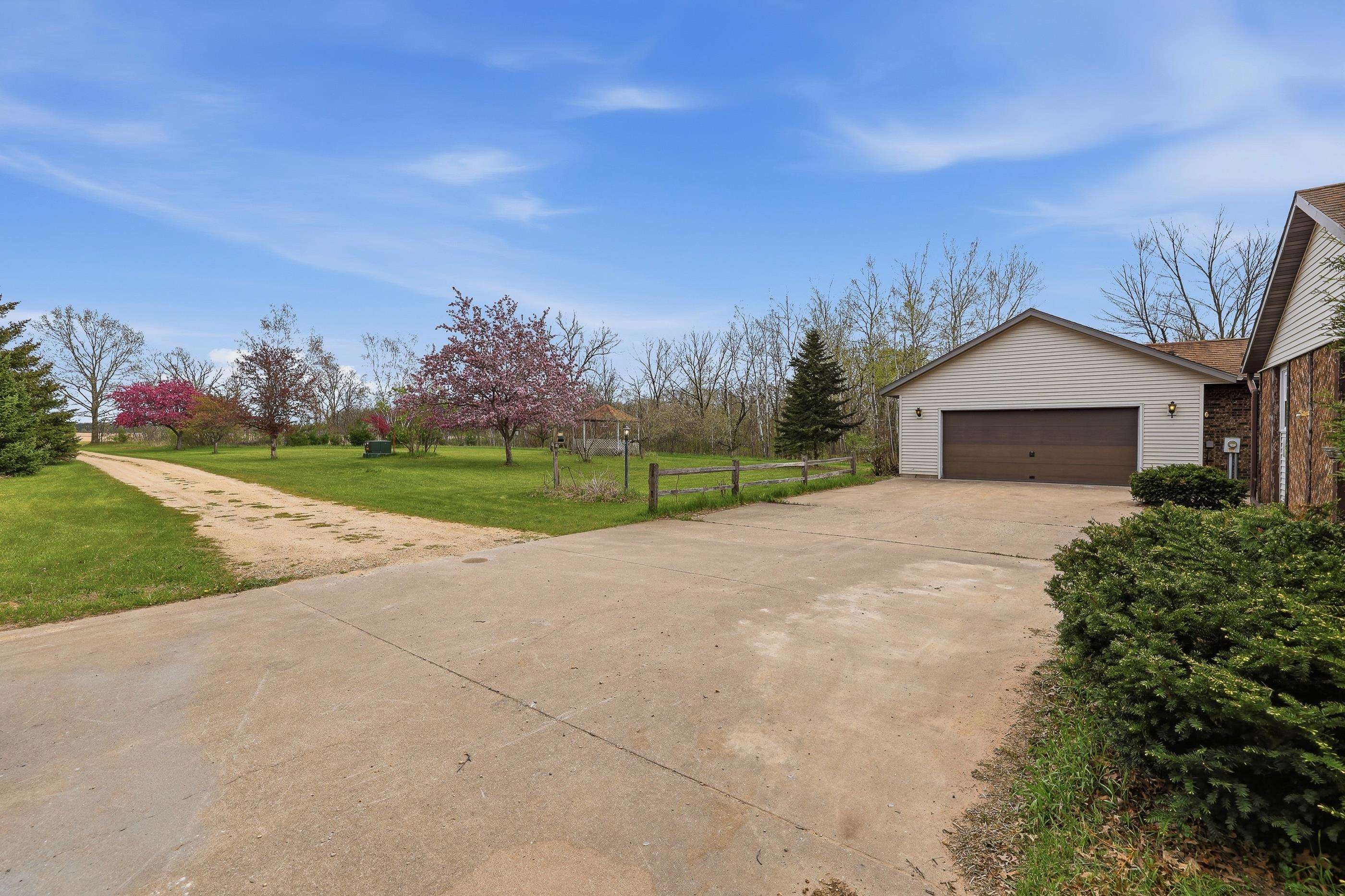9722 1st Street Plainfield, WI 54966 - Photo 17 of 60