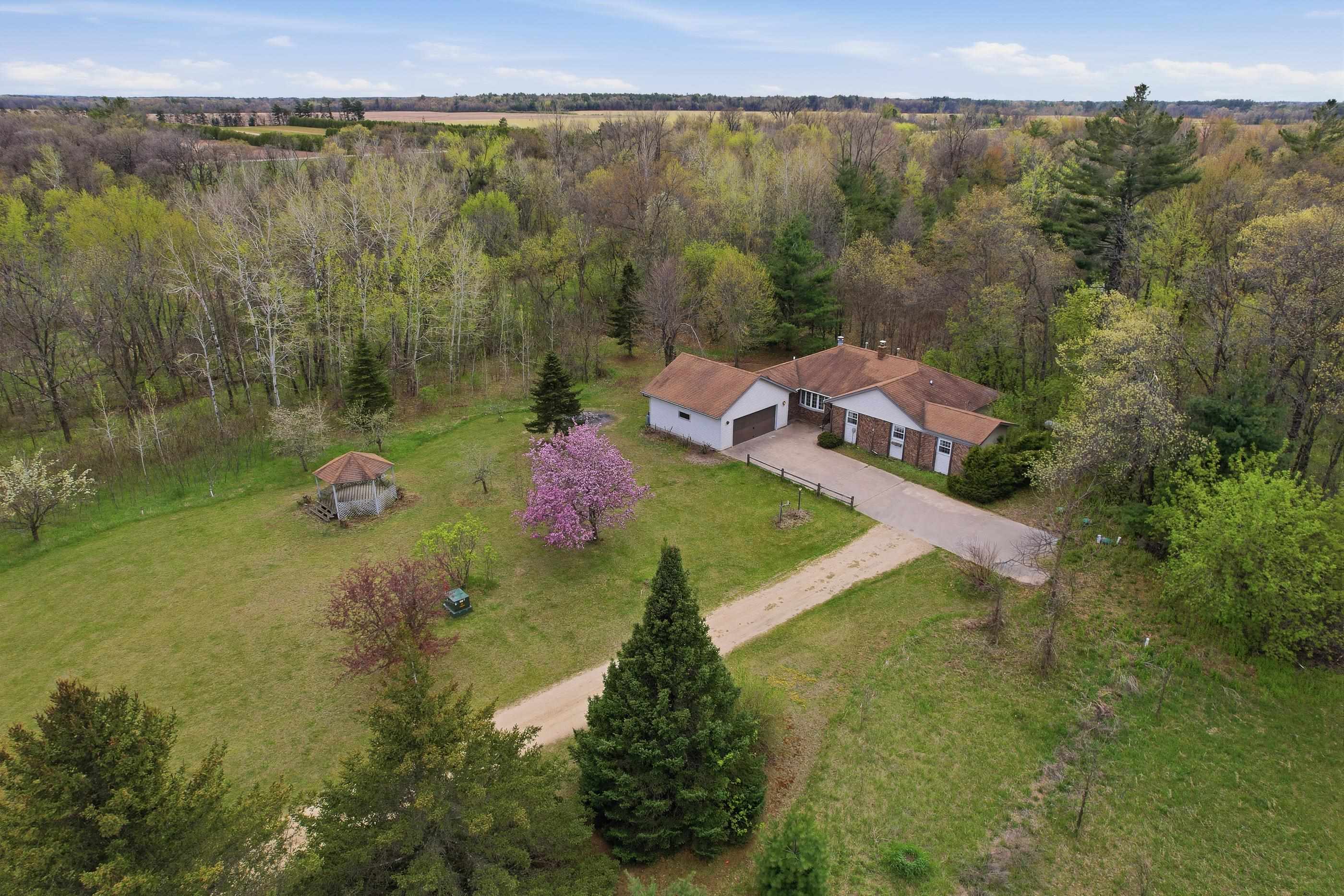 9722 1st Street Plainfield, WI 54966 - Photo 4 of 60