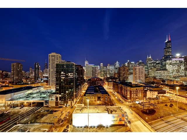 740 West Fulton Street, Unit 701 Chicago, IL 60661 - Photo 19 of 20