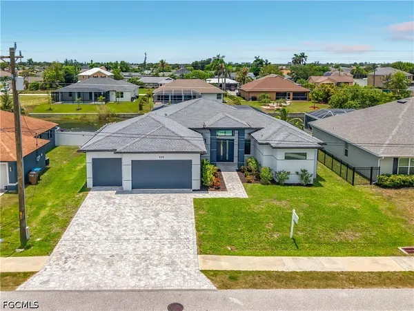 $699,000 | 620 Southwest 26th Street, Cape Coral, FL 33914