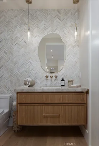 $9,500,000 | 1918 Santiago Drive, Newport Beach, CA 92660