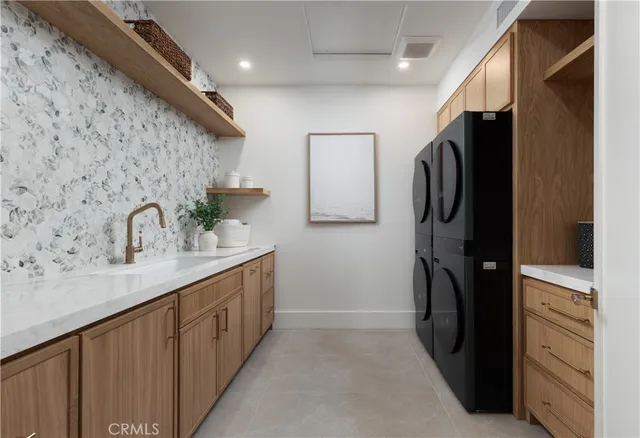 $9,500,000 | 1918 Santiago Drive, Newport Beach, CA 92660