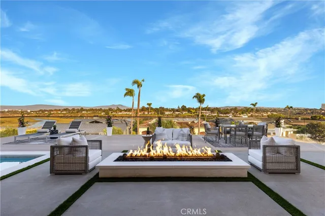 $9,500,000 | 1918 Santiago Drive, Newport Beach, CA 92660