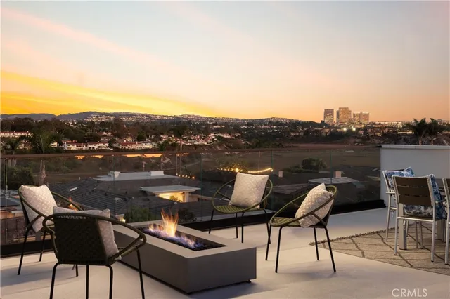 $9,500,000 | 1918 Santiago Drive, Newport Beach, CA 92660