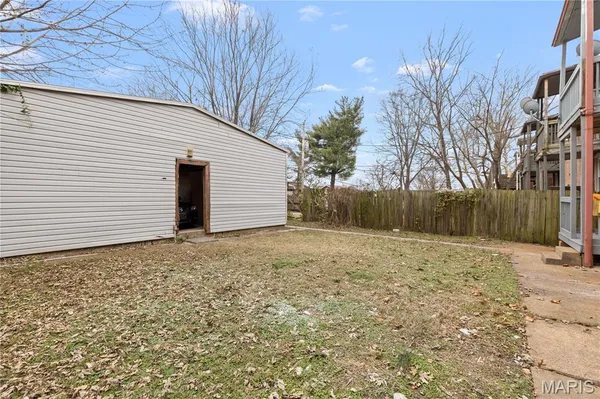 $845 | 4234 Dewey Avenue, Unit 2S, St. Louis, MO 63116