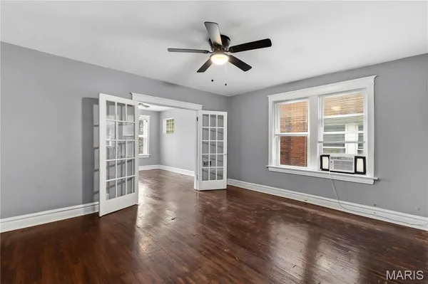 $845 | 4234 Dewey Avenue, Unit 2S, St. Louis, MO 63116