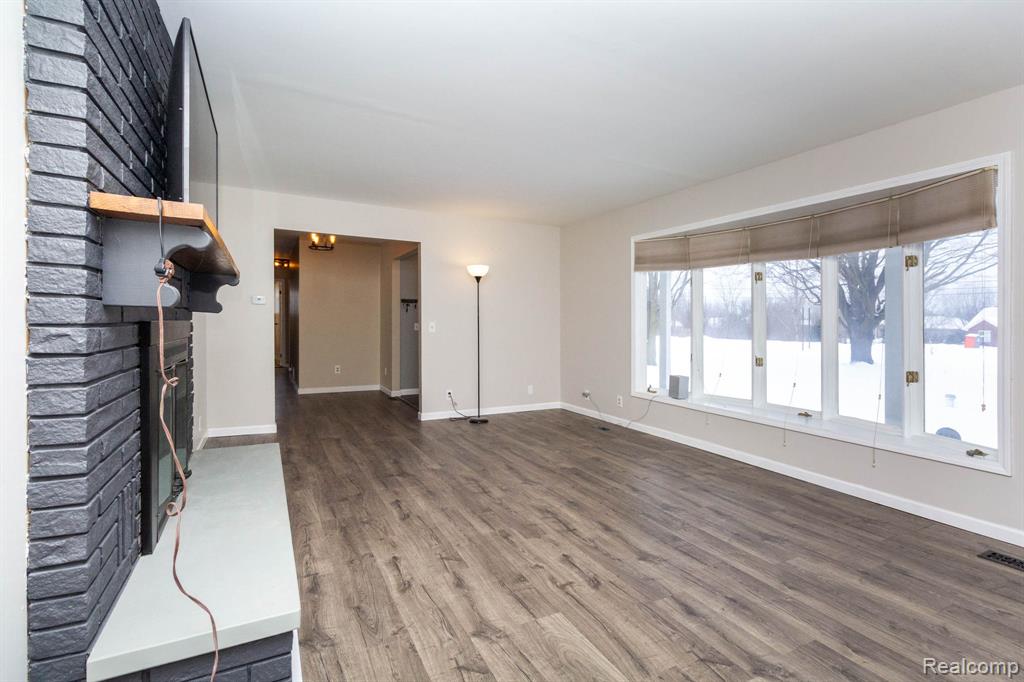 20500 Armada Ridge Road Armada, MI 48005 - Photo 10 of 47 Gallery Image 10