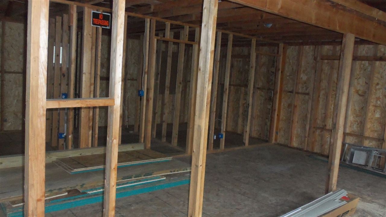 9409 B East Madison Road St. Helen, MI 48656 - Photo 11 of 12 Gallery Image 11