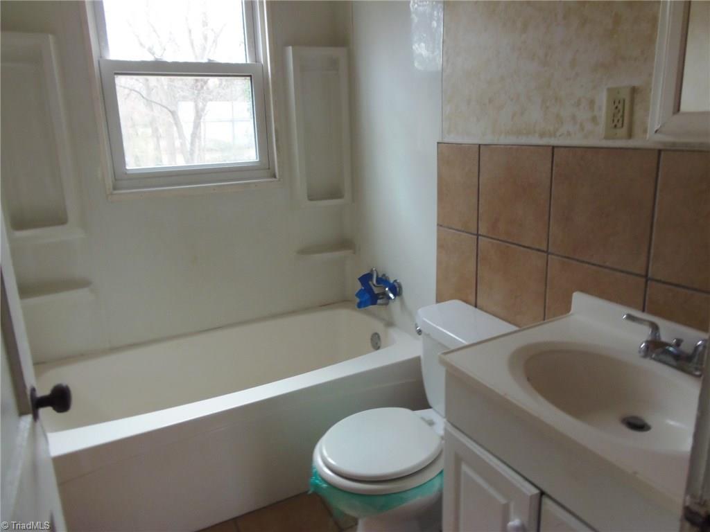 2309 Freeman Mill Road Greensboro, NC 27406 - Photo 14 of 19 Gallery Image 14