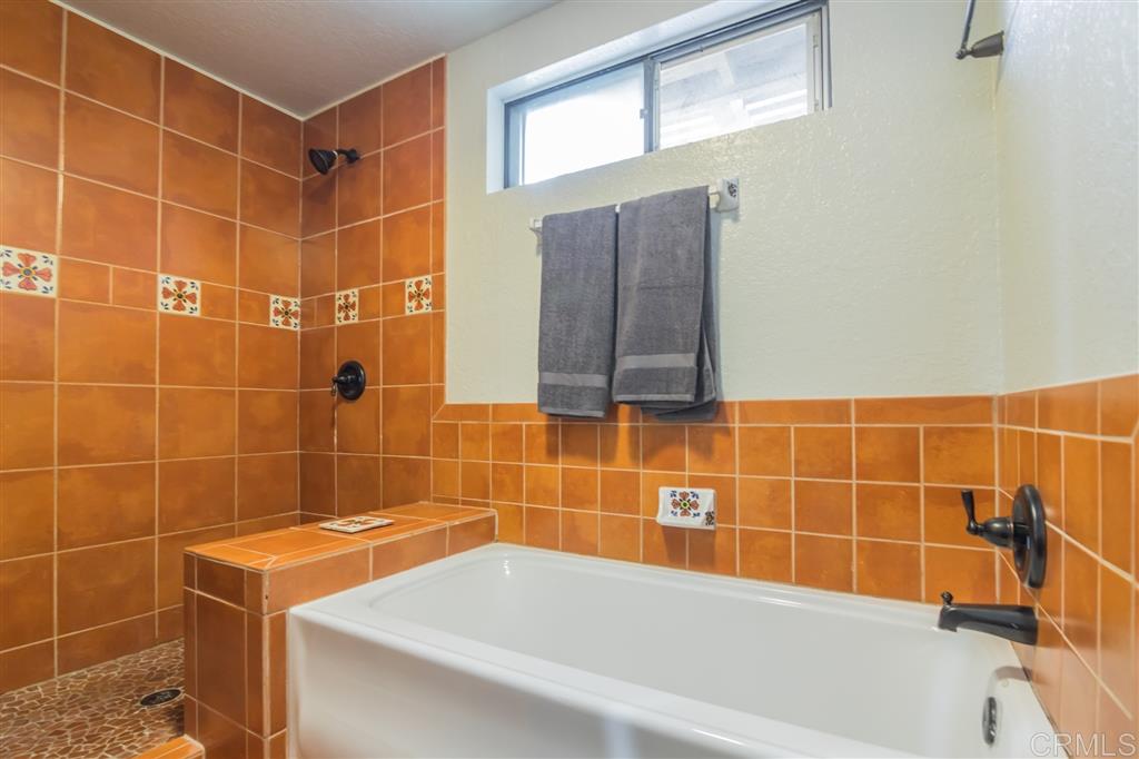 5841 Jeffries Ranch Road Oceanside, CA 92057 - Photo 13 of 25