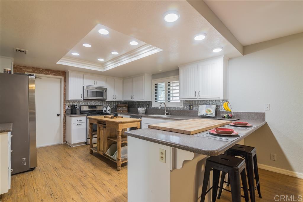 5841 Jeffries Ranch Road Oceanside, CA 92057 - Photo 3 of 25