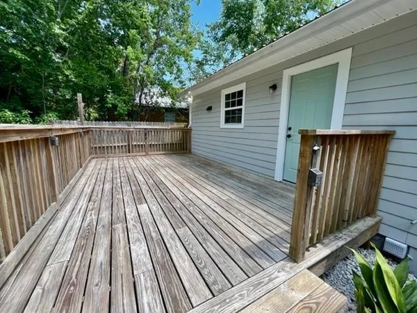 $2,000 | 804 West 2nd Street, St. Augustine, FL 32084