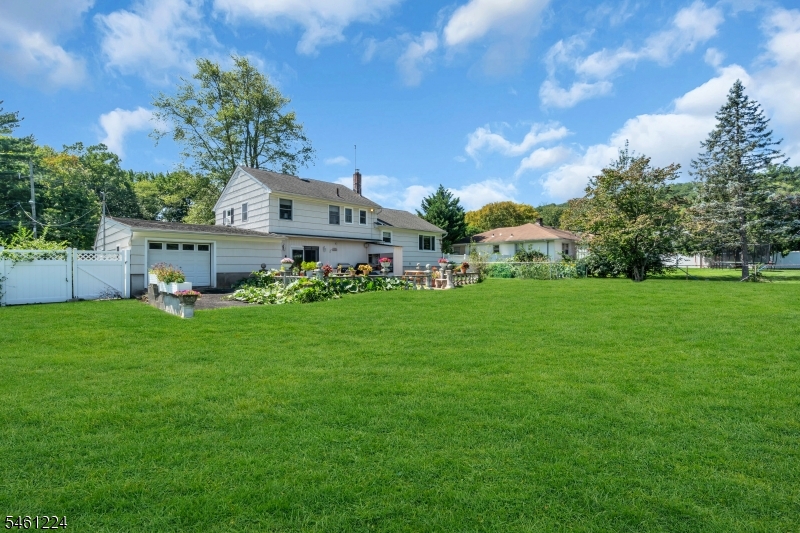 336 Summit Road Mountainside, NJ 07092 - Photo 28 of 33 Gallery Image 28