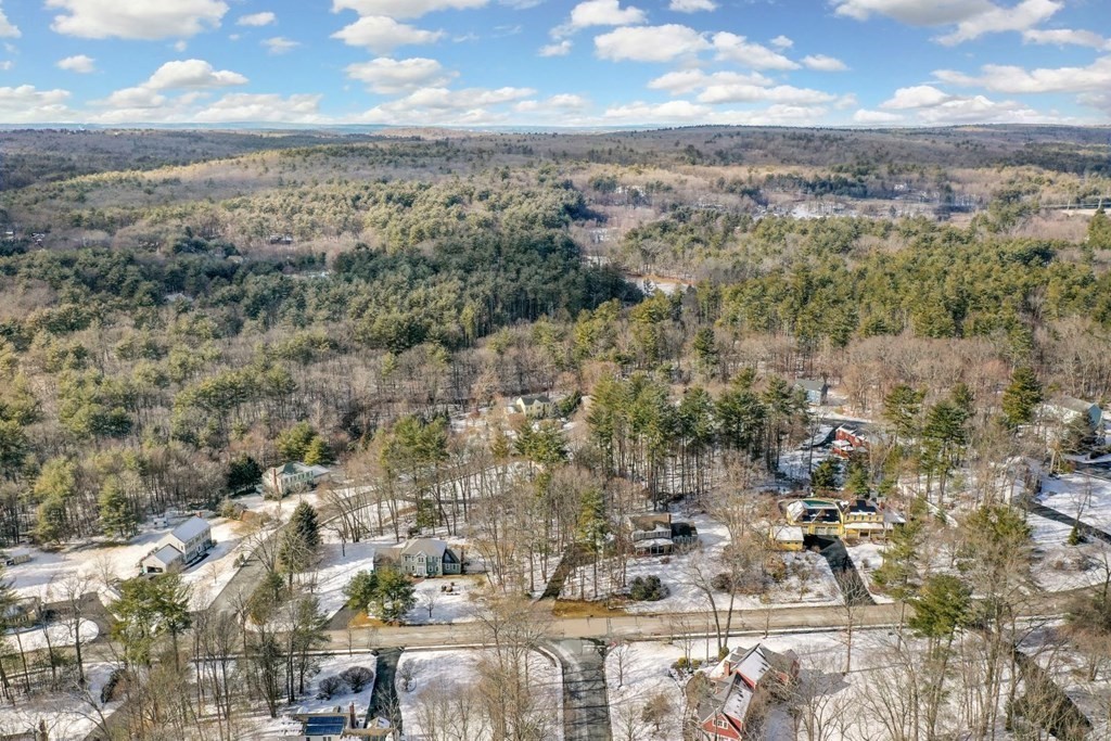 13 Jonathans Way Upton, MA 01568 - Photo 27 of 36 a view of city and mountain