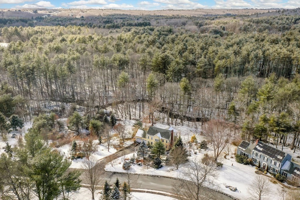 13 Jonathans Way Upton, MA 01568 - Photo 29 of 36 a view of a city