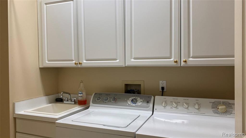 1436 Copper Circle Rochester, MI 48306 - Photo 19 of 21