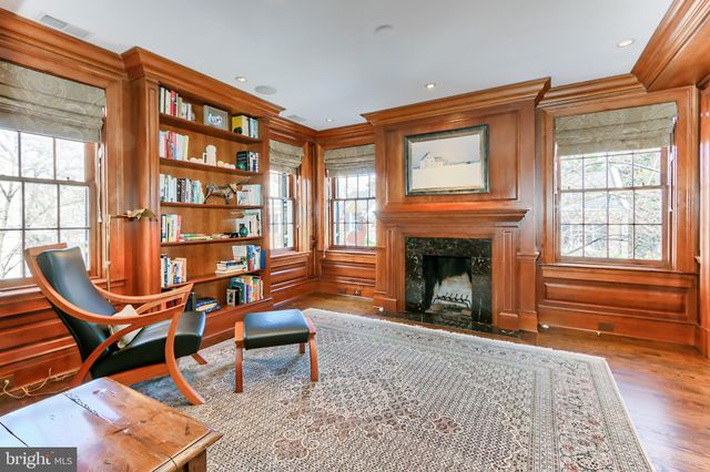 $4,200,000 | 1400 34th Street Northwest, Washington, DC 20007
