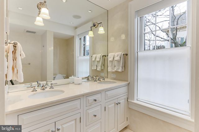 $4,200,000 | 1400 34th Street Northwest, Washington, DC 20007