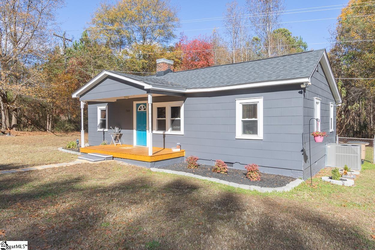 760 Cherokee Road Pelzer, SC 29669 - Photo 3 of 36