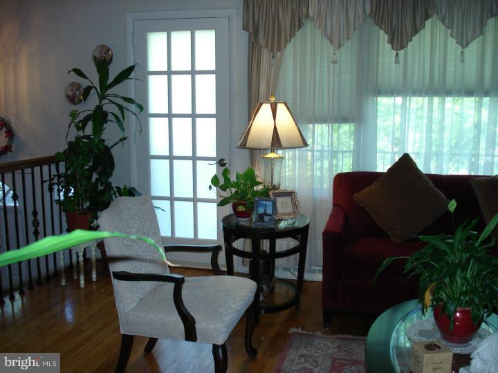 207 Green Ridge Road Voorhees, NJ 08043 - Photo 3 of 6