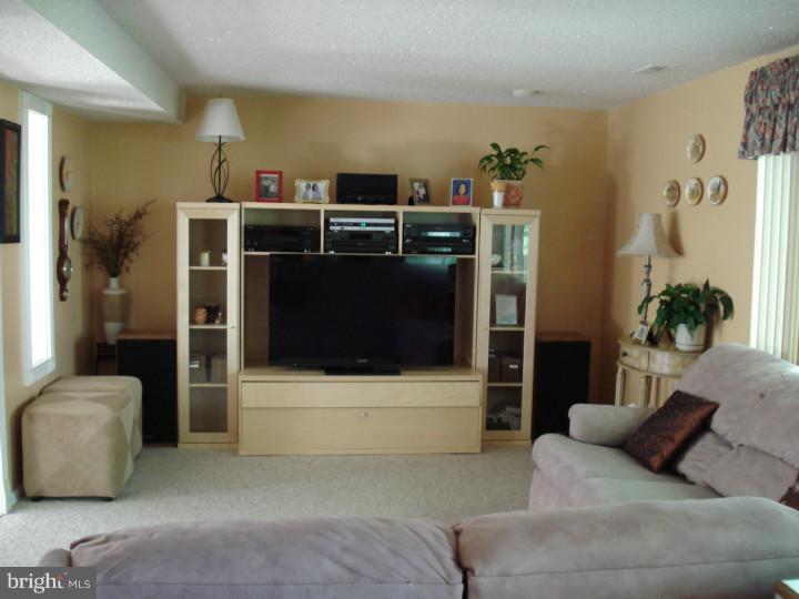 207 Green Ridge Road Voorhees, NJ 08043 - Photo 5 of 6