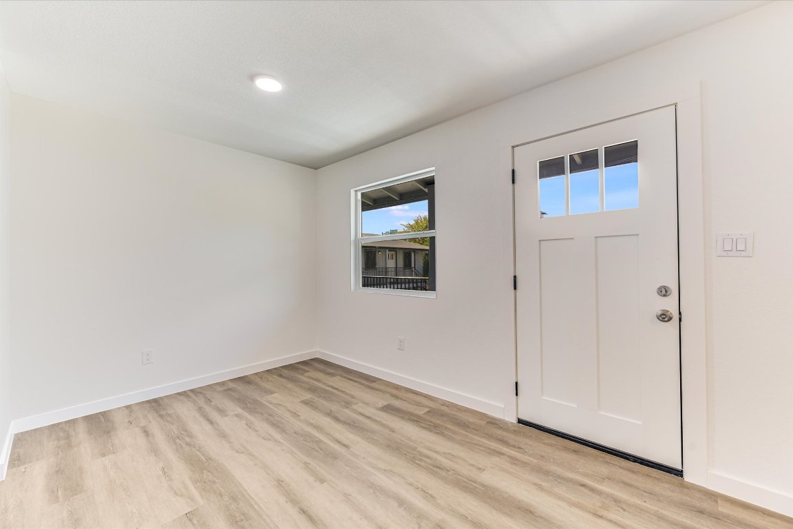 3703 Harmon Avenue, Unit 103 Austin, TX 78705 - Photo 5 of 9