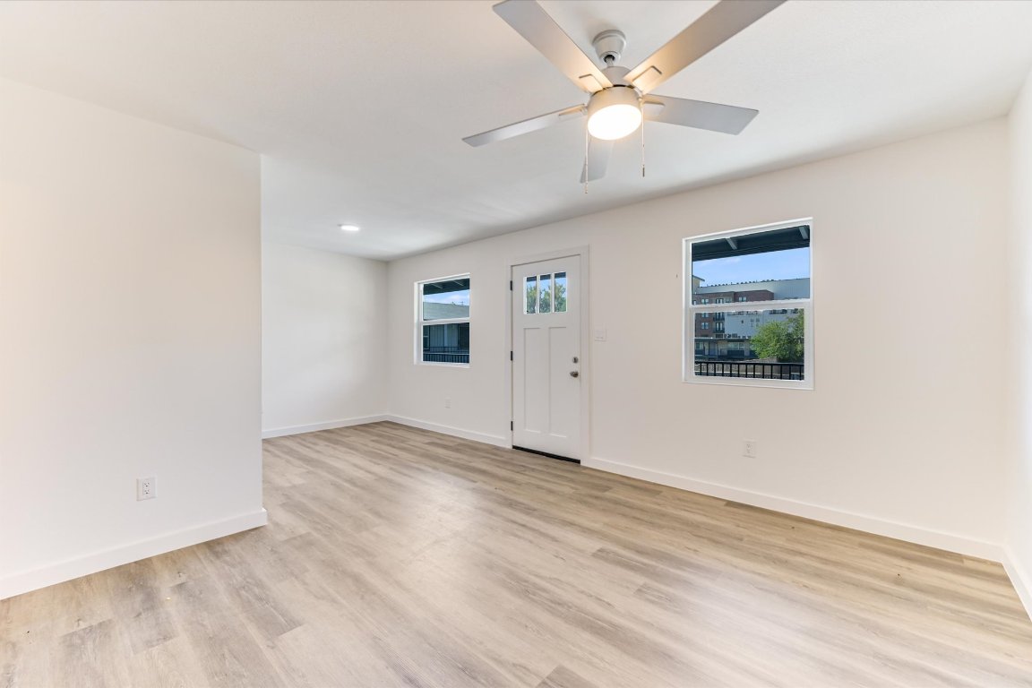 3703 Harmon Avenue, Unit 103 Austin, TX 78705 - Photo 6 of 9