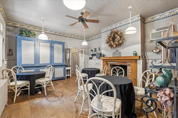 $1,095,000 | 2119 Sarah Street, Pittsburgh, PA 15203