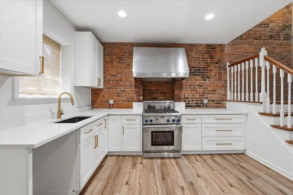 $1,095,000 | 2119 Sarah Street, Pittsburgh, PA 15203