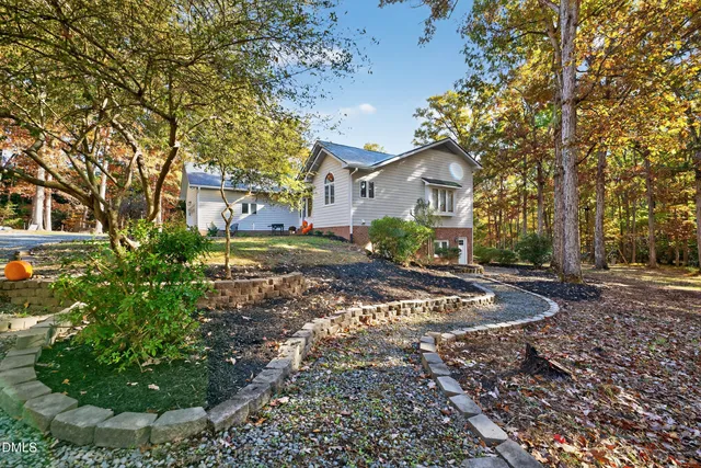 $1,200,000 | 1230 Arnolds Woods Road, Chapel Hill, NC 27516