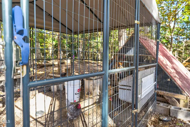 $1,200,000 | 1230 Arnolds Woods Road, Chapel Hill, NC 27516