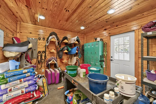 $1,200,000 | 1230 Arnolds Woods Road, Chapel Hill, NC 27516