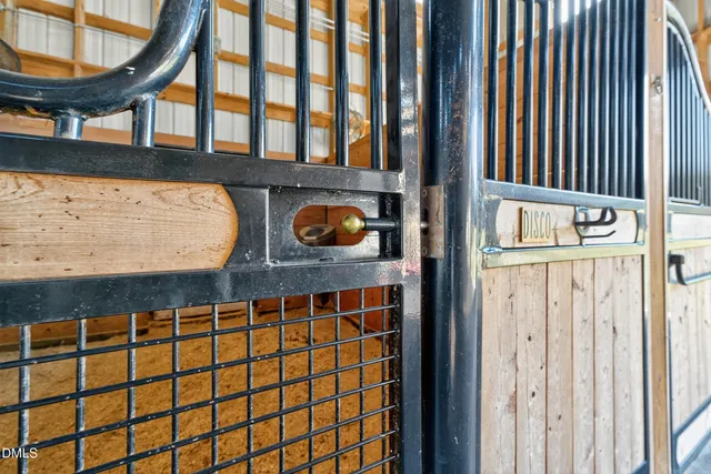 $1,200,000 | 1230 Arnolds Woods Road, Chapel Hill, NC 27516