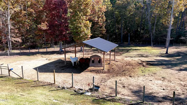 $1,200,000 | 1230 Arnolds Woods Road, Chapel Hill, NC 27516