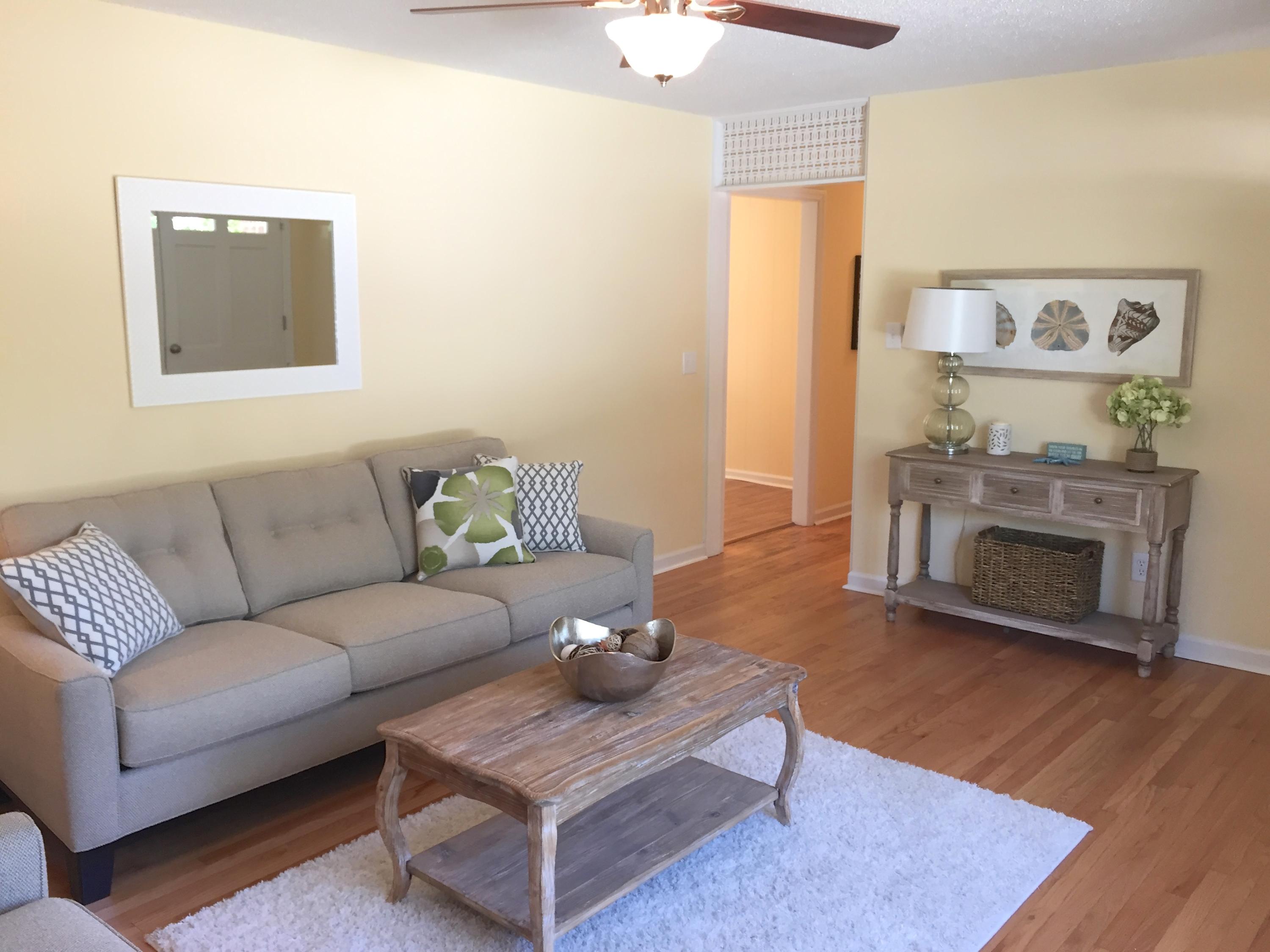 509 Dobbin Road Charleston, SC 29414 - Photo 2 of 13 Family Room