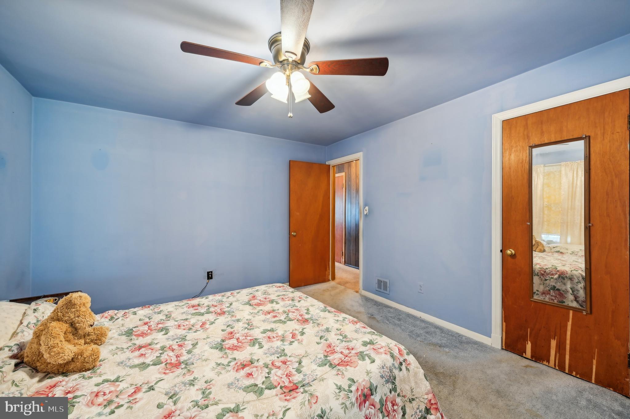 531 Shipley Road Linthicum Heights, MD 21090 - Photo 19 of 57 First Bedroom