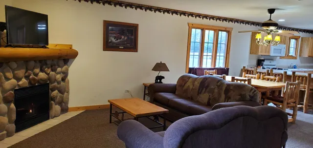 $1,795 | 2643 North Illinois Rt 178 Road, Unit I4, Utica, IL 61373