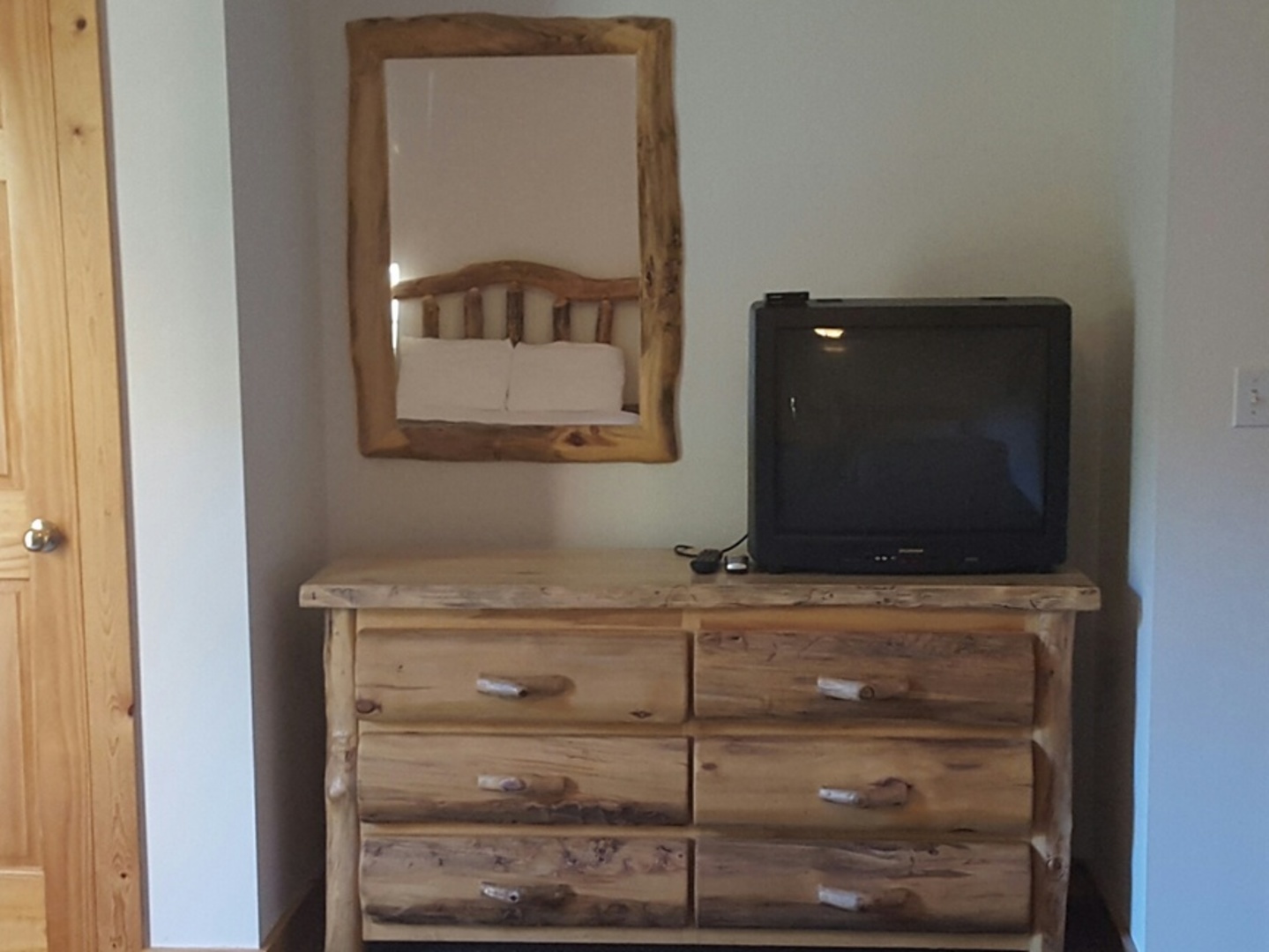 2643 North Illinois Rt 178 Road, Unit I4 Utica, IL 61373 - Photo 15 of 23 a bathroom with a mirror and vanity