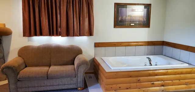 $1,795 | 2643 North Illinois Rt 178 Road, Unit I4, Utica, IL 61373