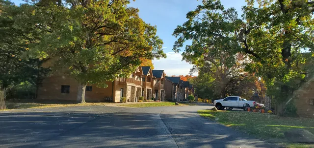 $1,795 | 2643 North Illinois Rt 178 Road, Unit I4, Utica, IL 61373