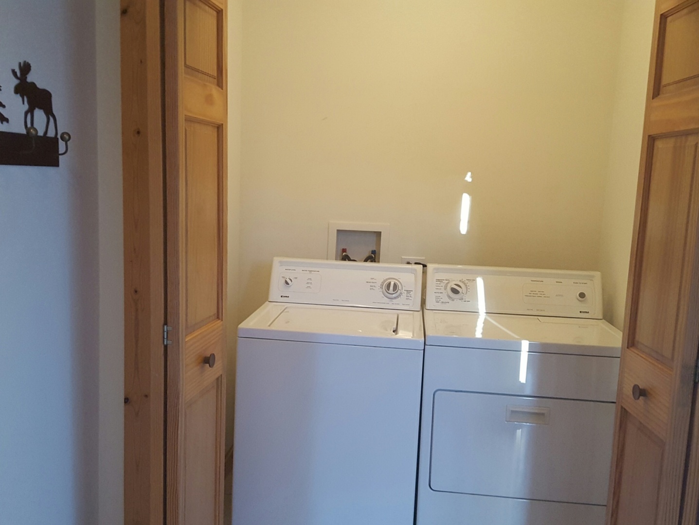 2643 North Illinois Rt 178 Road, Unit I4 Utica, IL 61373 - Photo 6 of 23 a utility room with dryer and washer