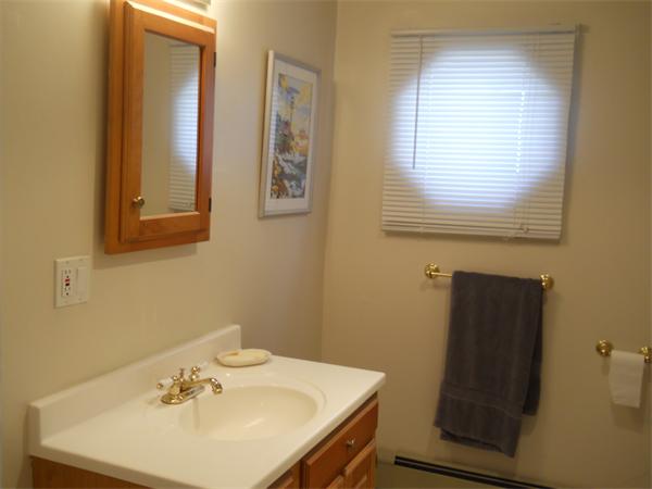 117 Upland Road Winthrop, MA 02152 - Photo 16 of 20 Gallery Image 16