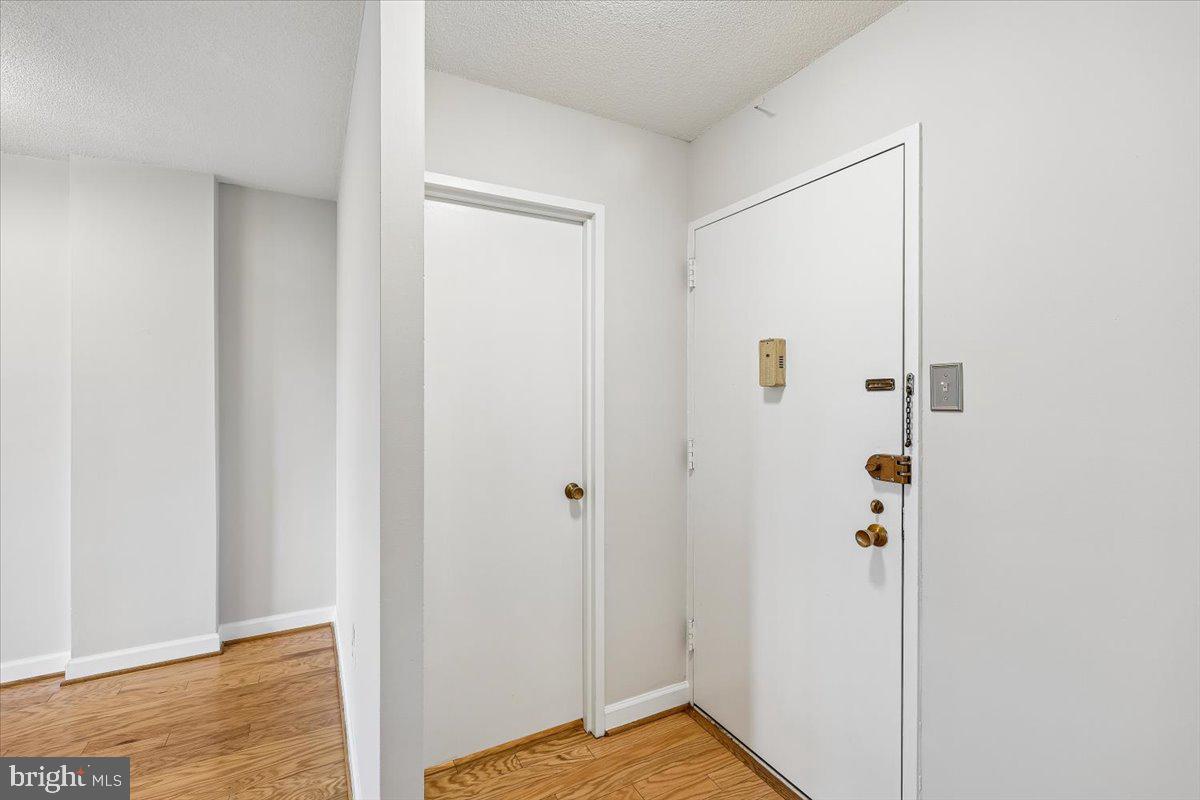 700 7th Street Southwest, Unit 324 Washington, DC 20024 - Photo 2 of 21 Entryway