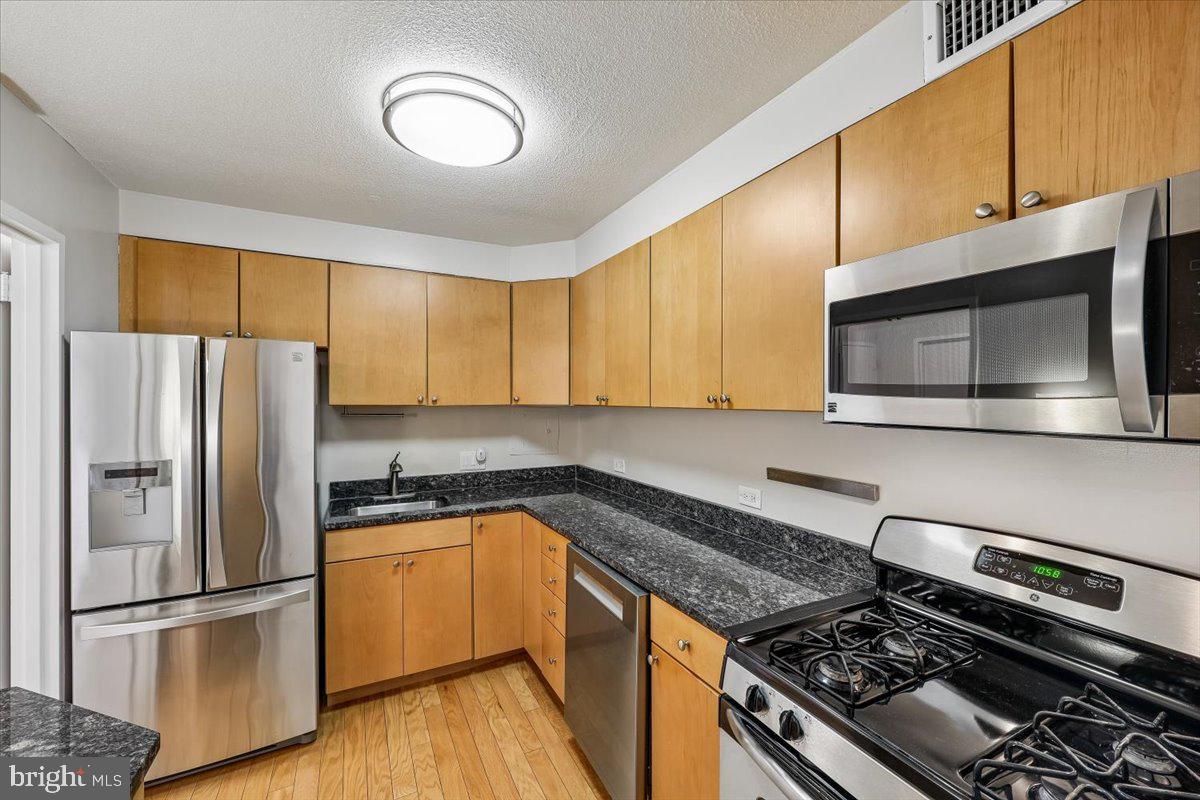 700 7th Street Southwest, Unit 324 Washington, DC 20024 - Photo 6 of 21