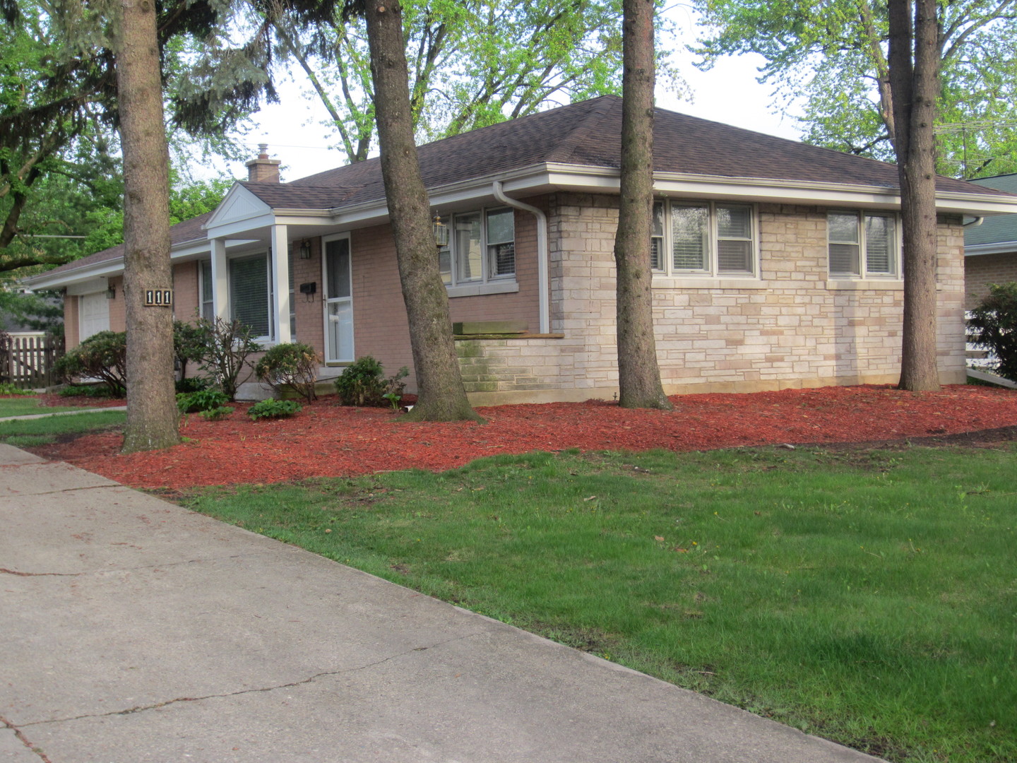 111 South Lorraine Road Wheaton, IL 60187 - Photo 2 of 14 Gallery Image 2