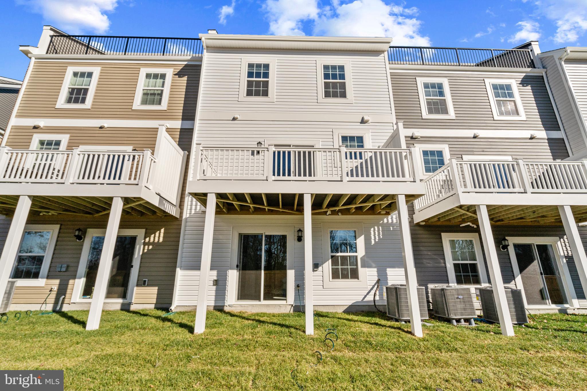 1730 Water Xing Road Baltimore, MD 21208 - Photo 33 of 33 Rear View