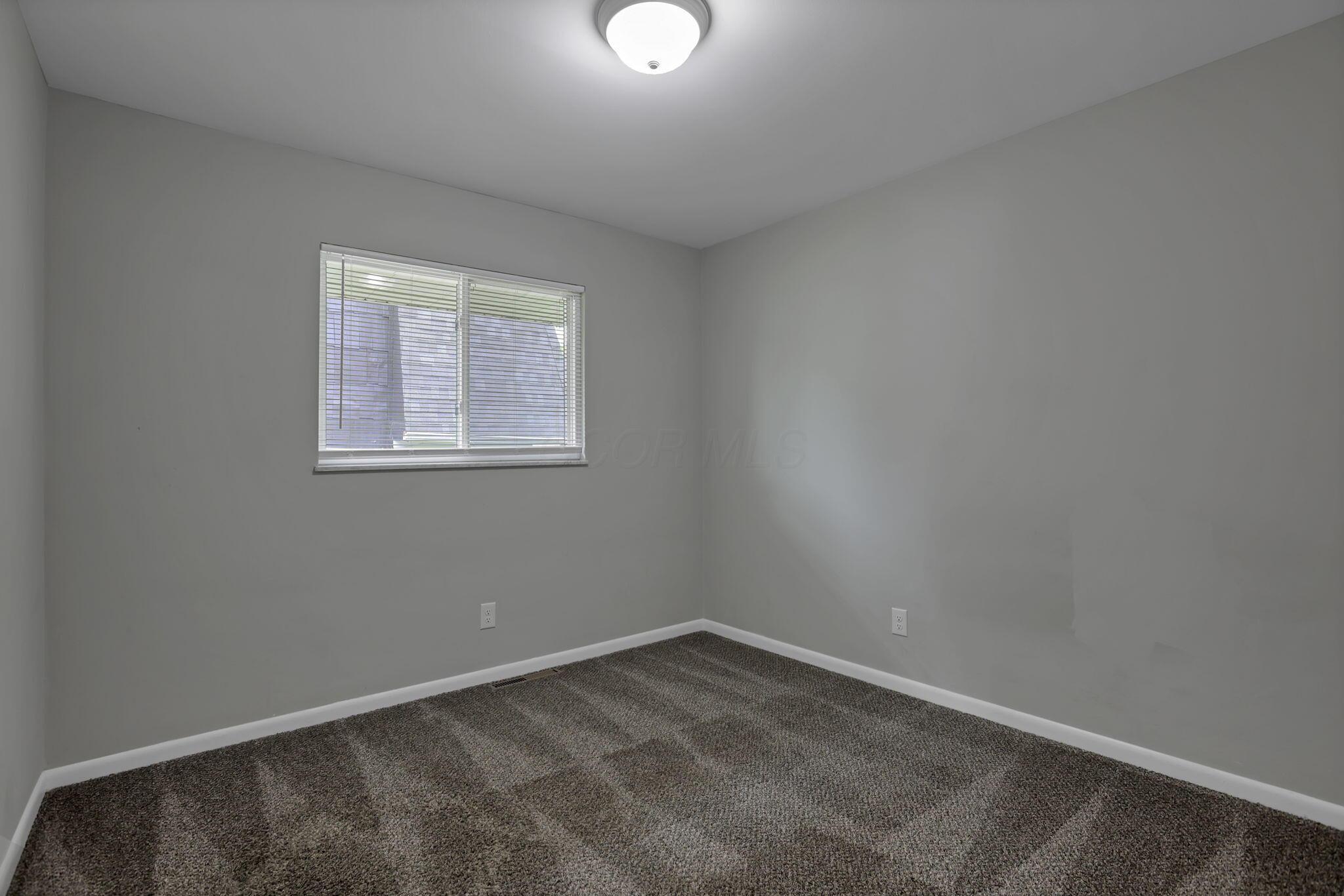 2758 Beulah Road Columbus, OH 43211 - Photo 31 of 54 31-web-or-mls-SMEP1415