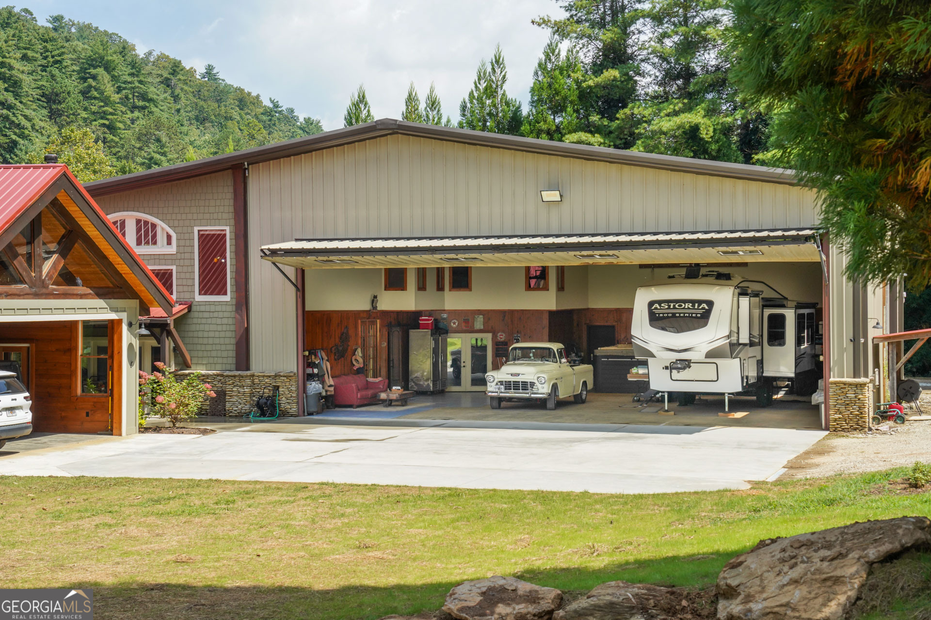 141 Flying Ranch Drive Clayton, GA 30525 - Photo 17 of 79