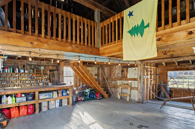 $1,875,000 | 88-90 Old Pool Road, Biddeford, ME 04005